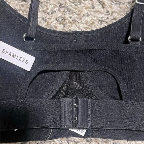 Forever 21 Black Sports Bras Size S - Picture 4 of 7